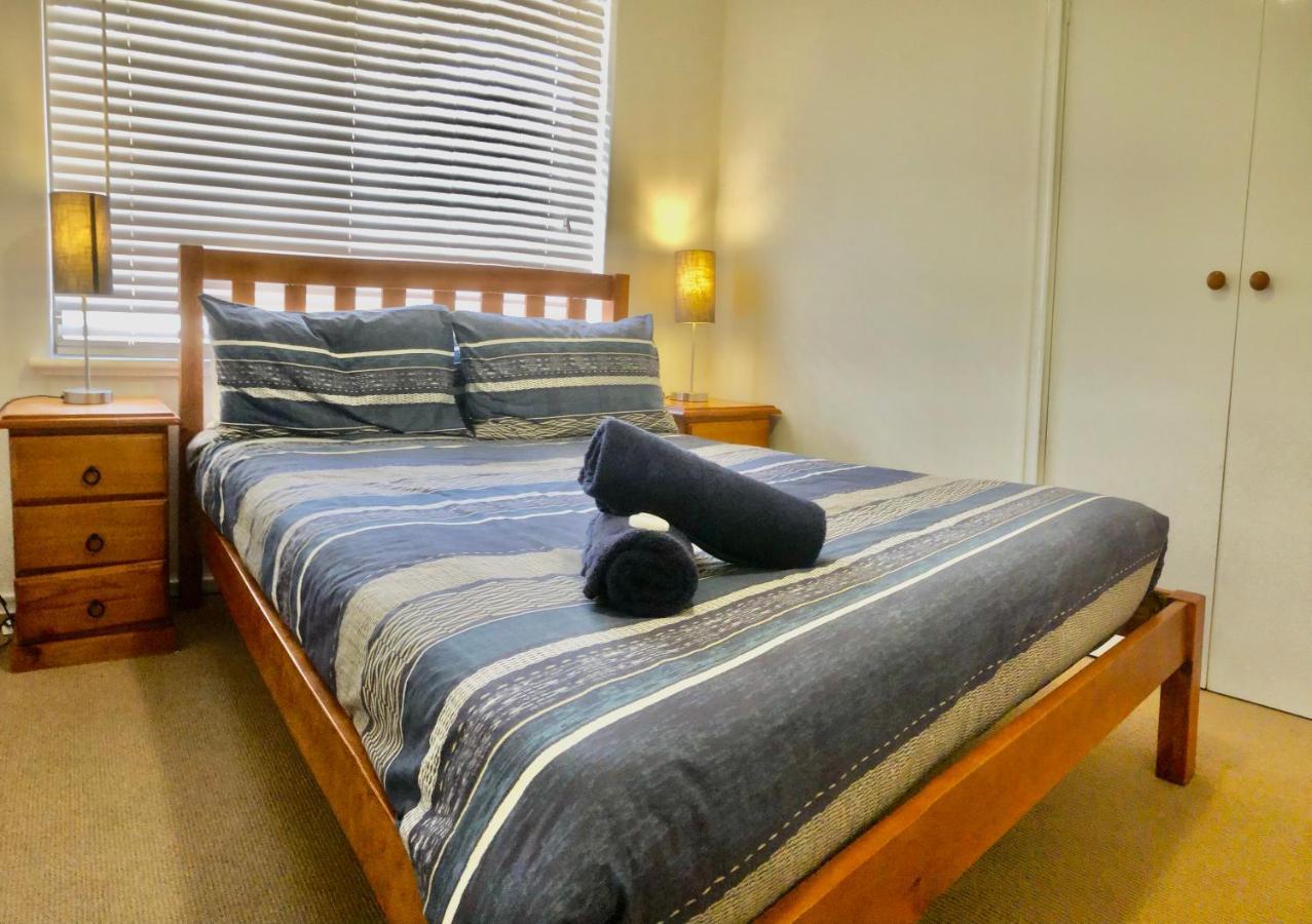 Beach House Opposite Ocean 4 Bed 2 Bathroom With Pool Geraldton Exterior foto